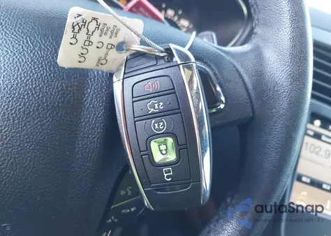 2018 Lincoln Mkc Premiere z USA, uszkodzony, nr VIN 5LMCJ1C90JUL30640